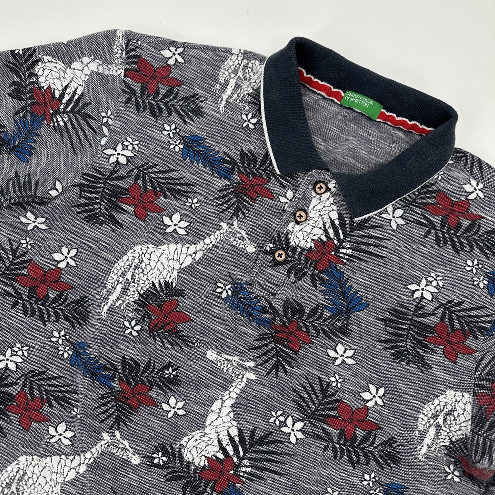 United Colors of Benetton Polo Shirt Mens Medium Gray Giraffe‎ Tropical Floral
